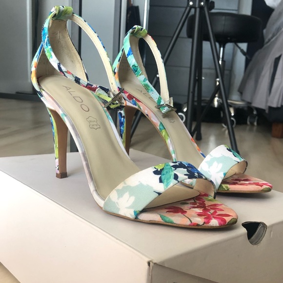 ALDO Floral Strap Heel - Picture 2 of 3